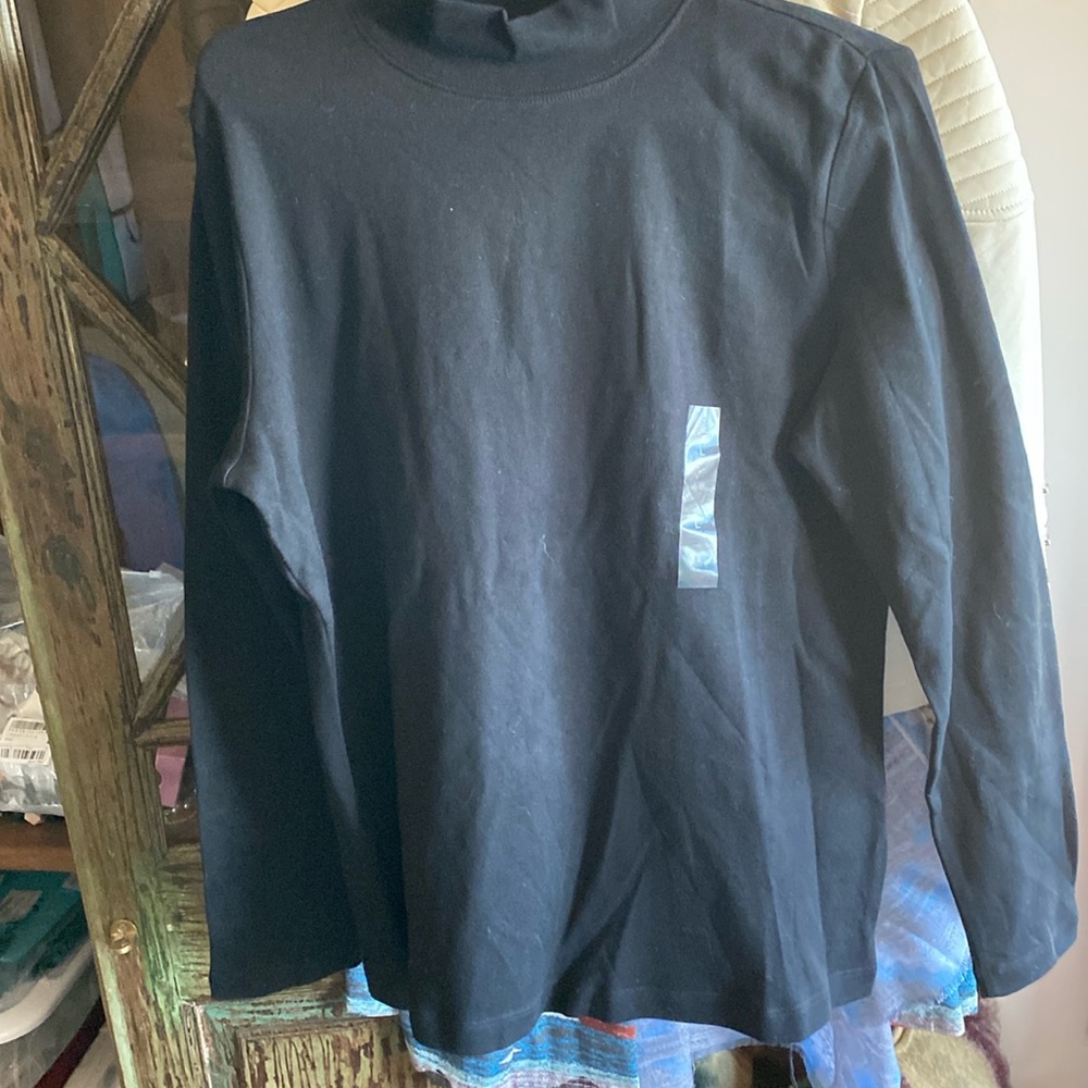 NWT turtle neck black long sleeve